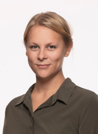 LiviaHolm-1